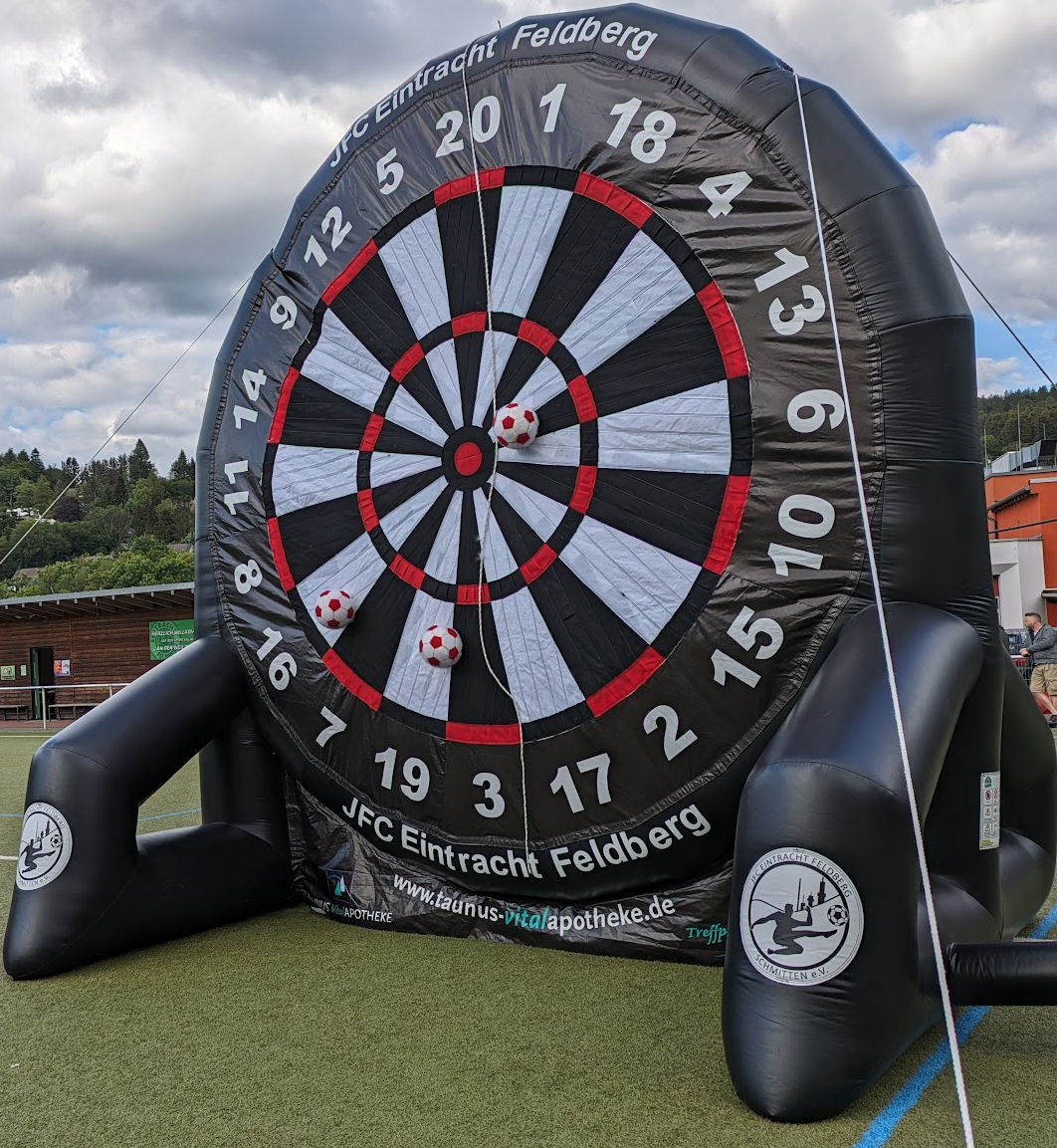 Fußball-Dart Aktion